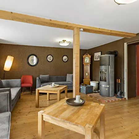 Landhaus Kaiserpfalz #2 Bis 10p Holiday home Memleben
